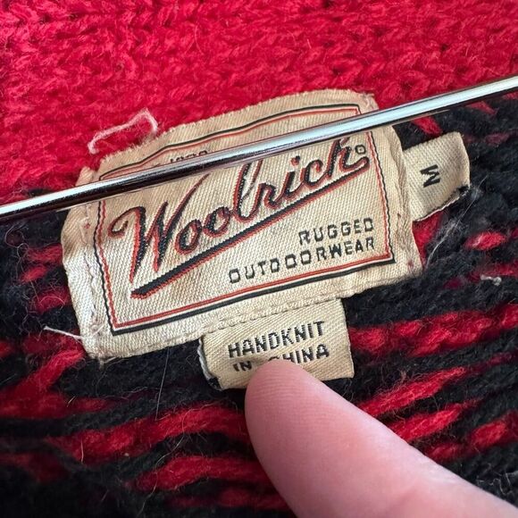 Woolrich Red Heavy Cardigan Sweater Size Medium Red Color Native Graphic - Picture 7 of 10